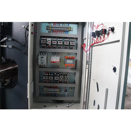 ປະເພດດິຈິຕອນຂະຫນາດນ້ອຍຂາຍດີທີ່ສຸດ Krrass Cnc Yawei Bending Machine 2021 Used Press Brake Machine in China ຜູ້ຜະລິດ