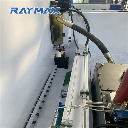 ຄຸນະພາບດີ 3 ແກນ 200 ໂຕນ CNC Hydraulic Press Brake 3200mm ກັບ Delem DA52s CNC Control ດ້ວຍ Y1 Y2 X-axis Laser Safety