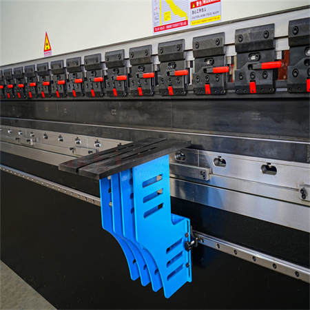 ຄວາມແມ່ນຍໍາສູງ 40 Ton China Press Brake Bending Machine / Small Press Brake 30 Ton for Sale