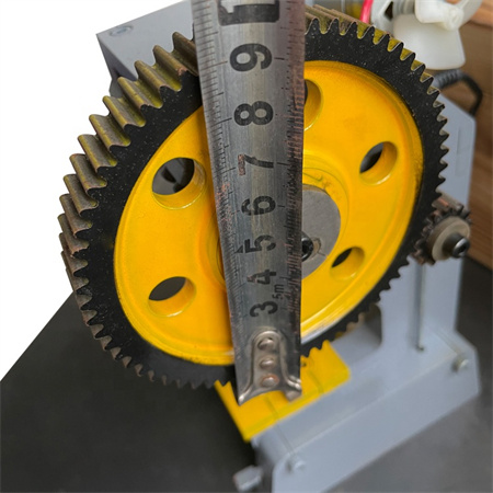 ເທກໂນໂລຍີເຢຍລະມັນ 1500x5000mm ຂະຫນາດໃຫຍ່ worktable rotary punch press
